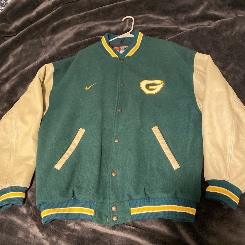 Vintage Nike Green Bay Packers jacket size XXL